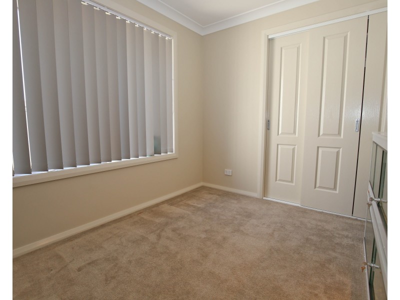9 MULHALL PLACE, Orange NSW 2800
