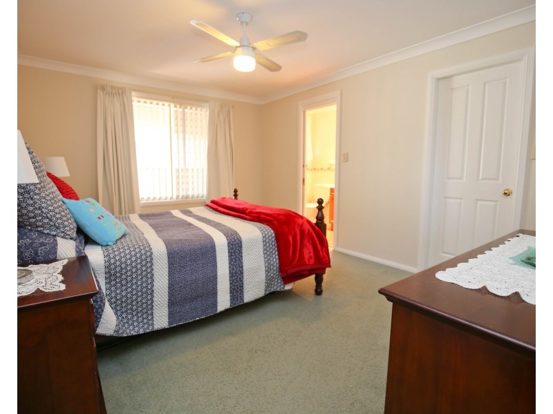 1 ACACIA DRIVE, Orange NSW 2800