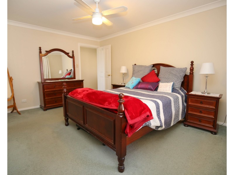 1 ACACIA DRIVE, Orange NSW 2800