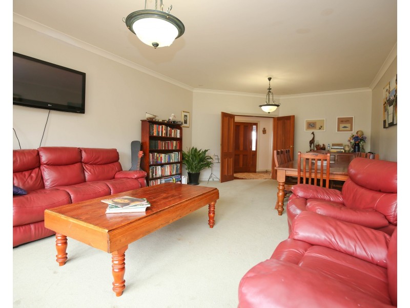 8 EMILY PLACE, Orange NSW 2800