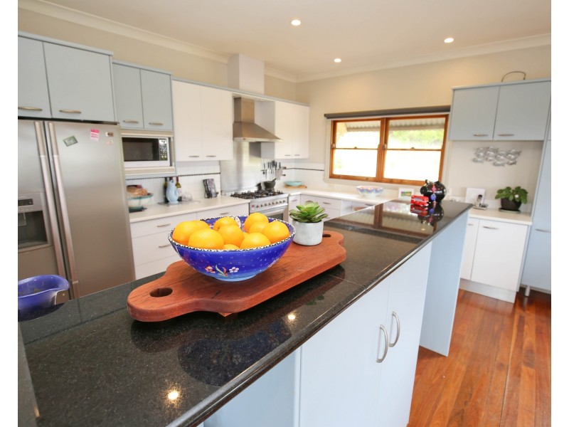 8 EMILY PLACE, Orange NSW 2800