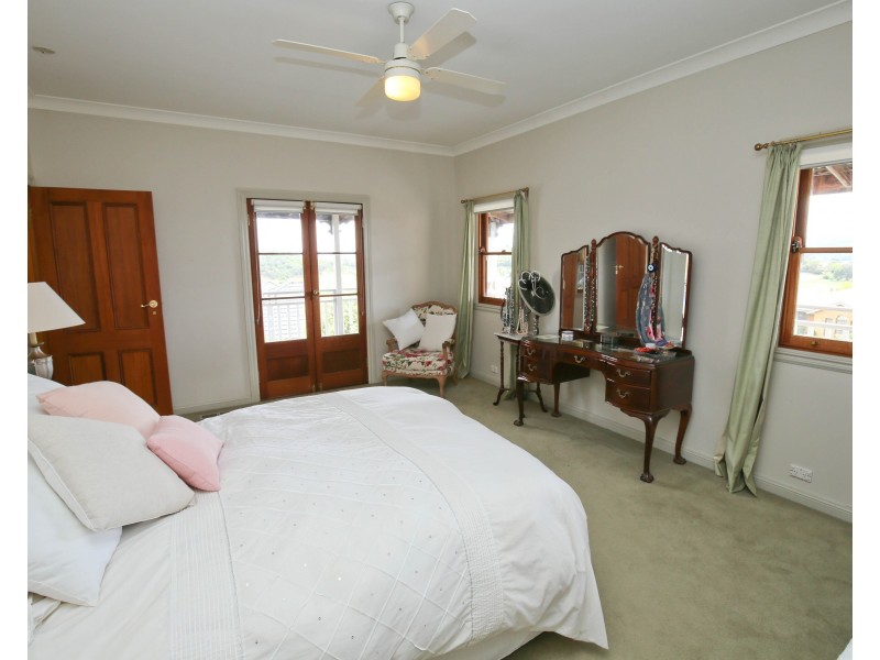 8 EMILY PLACE, Orange NSW 2800