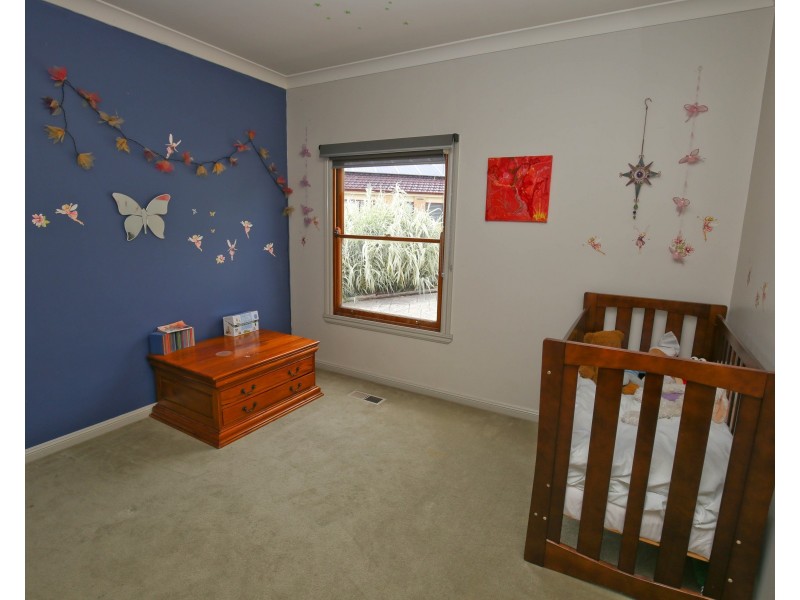 8 EMILY PLACE, Orange NSW 2800