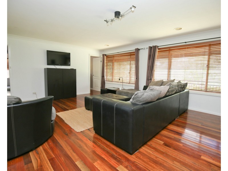 4 SAMUEL CLOSE, Orange NSW 2800