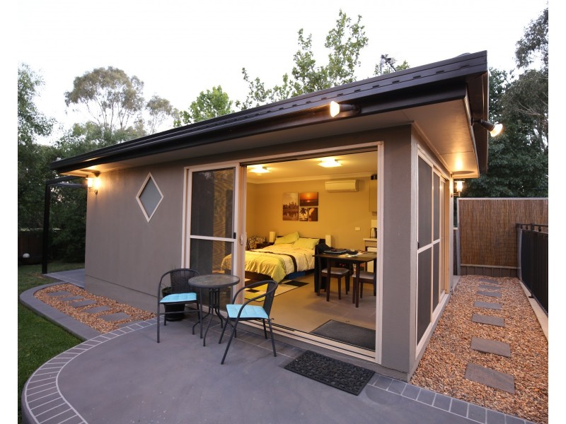 4 SAMUEL CLOSE, Orange NSW 2800