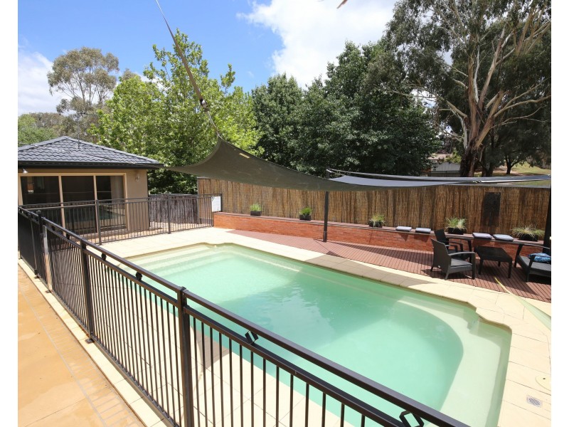 4 SAMUEL CLOSE, Orange NSW 2800