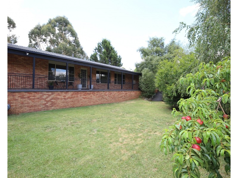 4 SAMUEL CLOSE, Orange NSW 2800