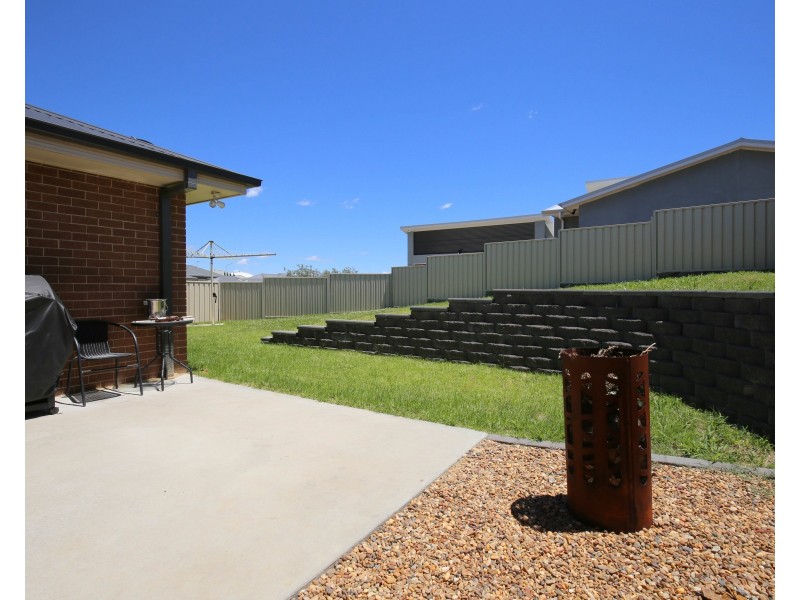 39 BOTANIC WAY, Orange NSW 2800