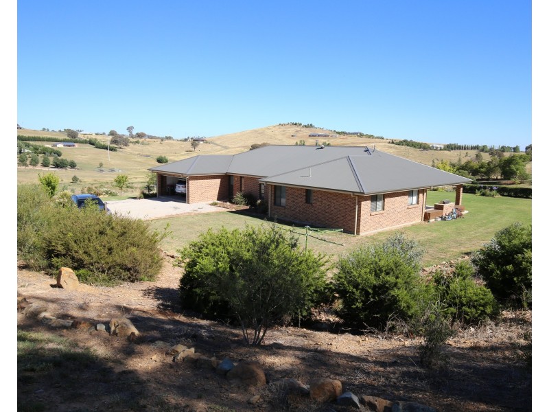 17 Windera Way, Orange NSW 2800