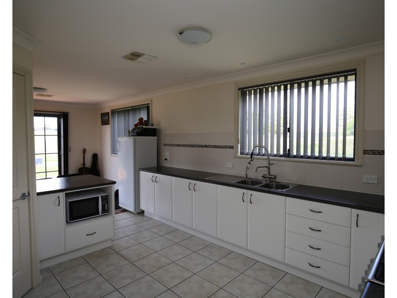 19 North Lane, Forest Reefs, Orange NSW 2800