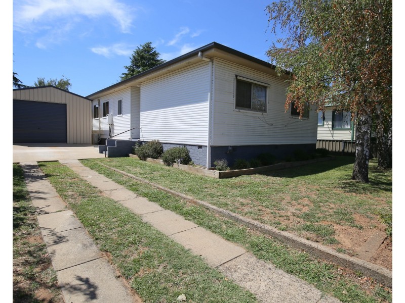 82 CECIL ROAD, Orange NSW 2800
