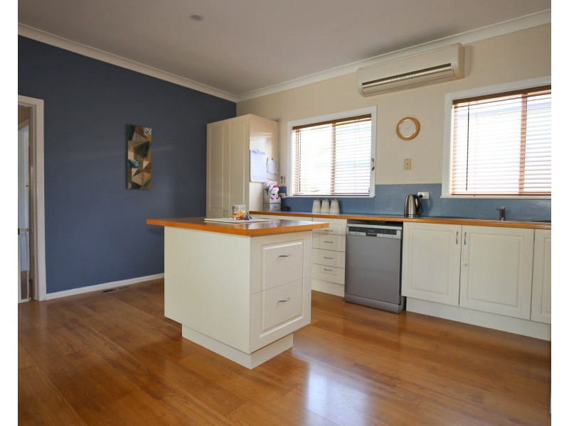 82 CECIL ROAD, Orange NSW 2800