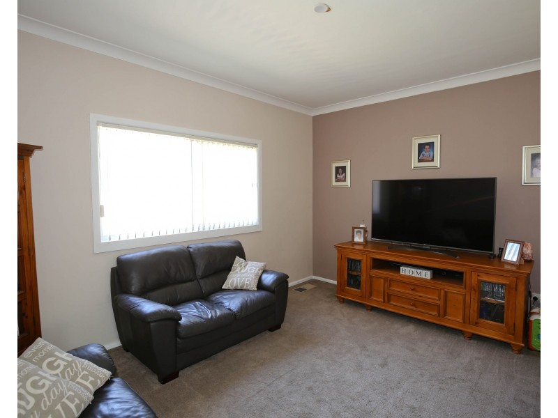 82 CECIL ROAD, Orange NSW 2800