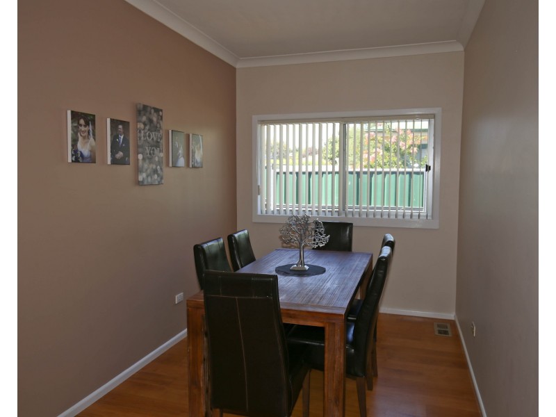 82 CECIL ROAD, Orange NSW 2800