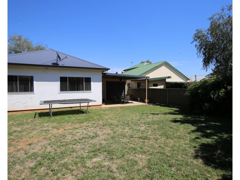 82 CECIL ROAD, Orange NSW 2800