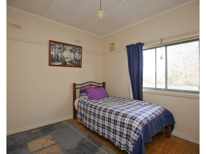 102 Matthews Avenue, Orange NSW 2800