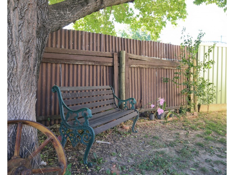 102 Matthews Avenue, Orange NSW 2800