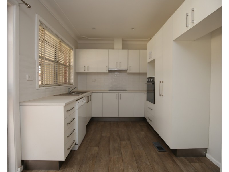 161 SAMPSON STREET, Orange NSW 2800