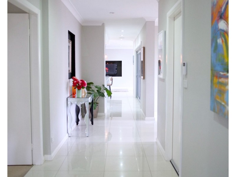 43 Fahy Crescent, Orange NSW 2800