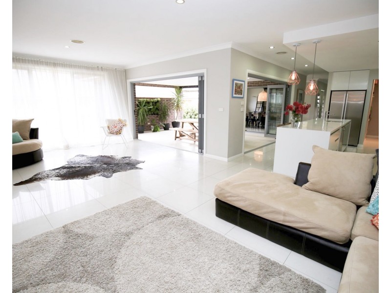 43 Fahy Crescent, Orange NSW 2800