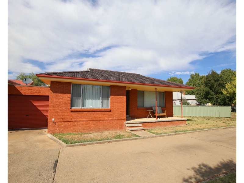 1/190 MCLACHLAN STREET, Orange NSW 2800