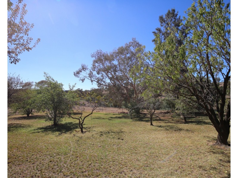 2592 THE ESCORT WAY, Orange NSW 2800