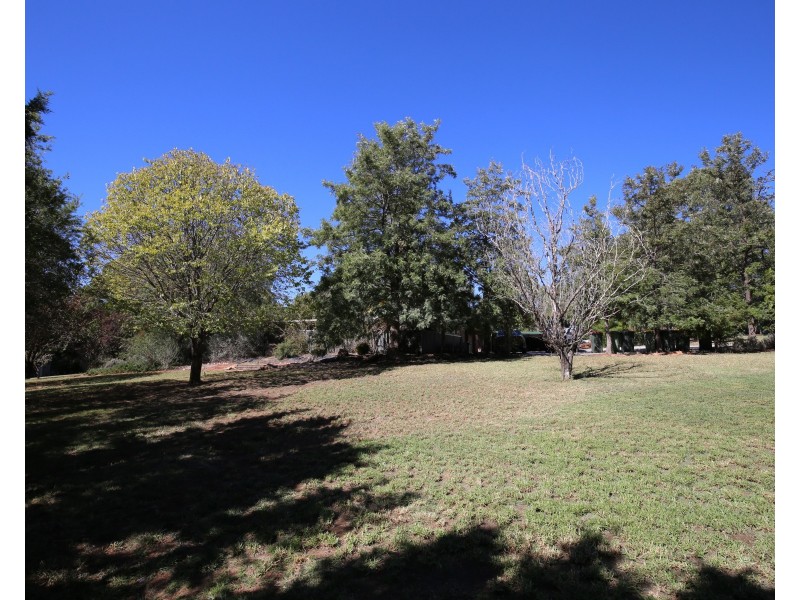 2592 THE ESCORT WAY, Orange NSW 2800