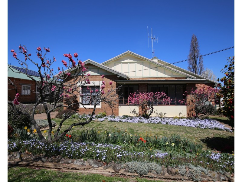 34 CASEY STREET, Orange NSW 2800