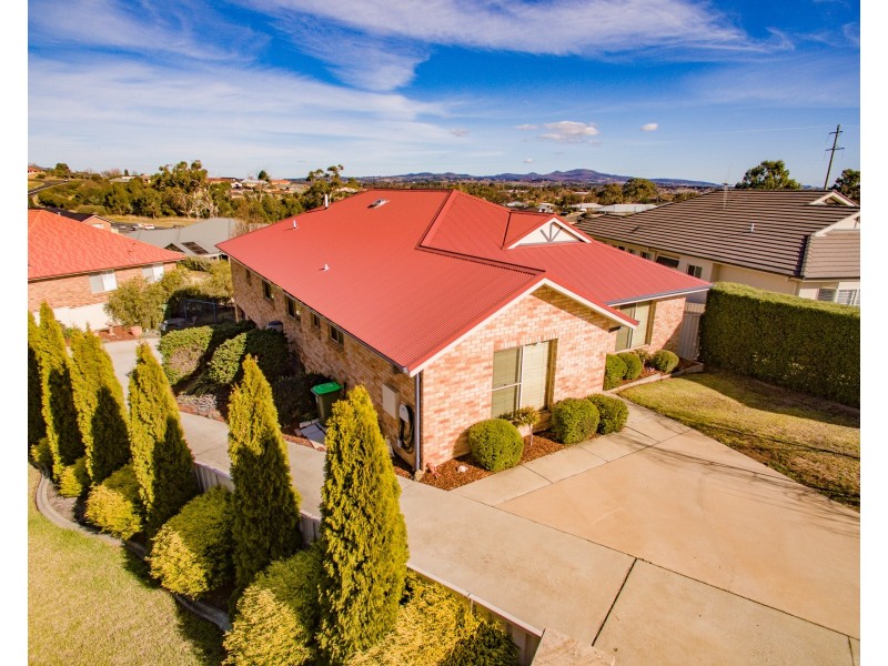 5  AVONLEA PLACE, Orange NSW 2800