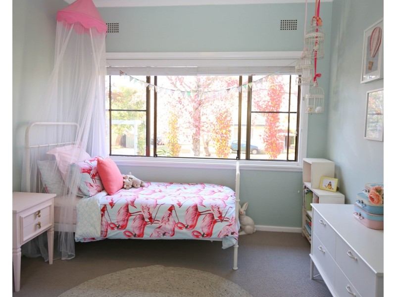 25 Collwood Crescent, Orange NSW 2800