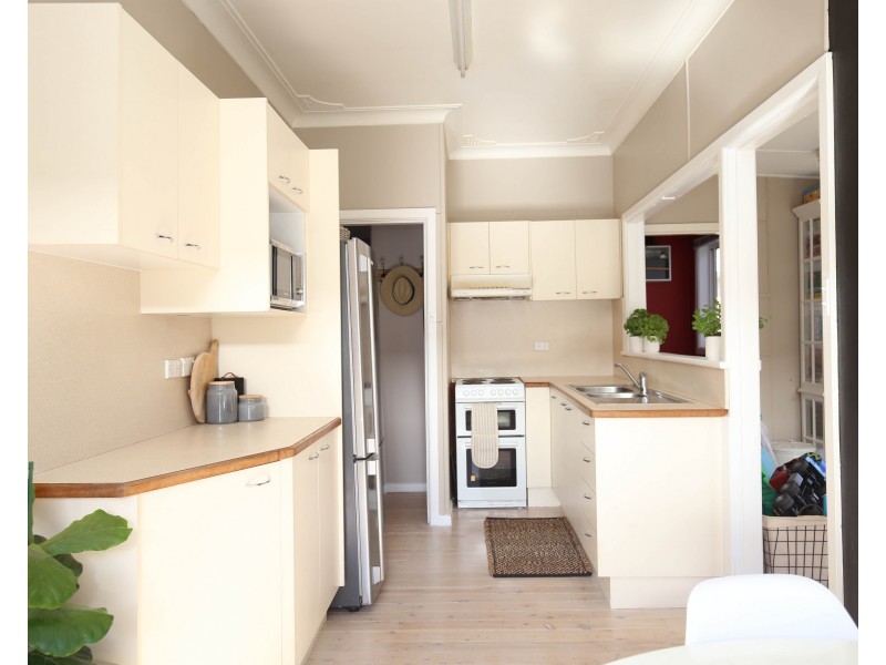 25 Collwood Crescent, Orange NSW 2800