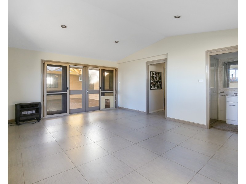 7  MALVERN AVENUE, Orange NSW 2800