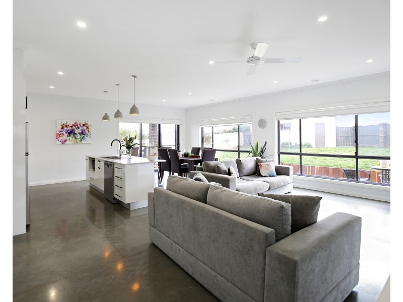 4 Turquoise Way, Orange NSW 2800