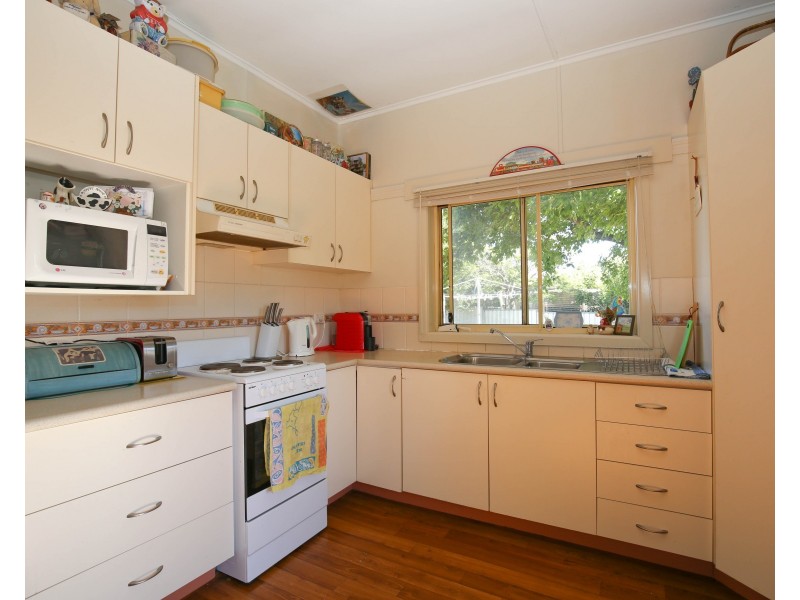 102 Matthews Avenue, Orange NSW 2800