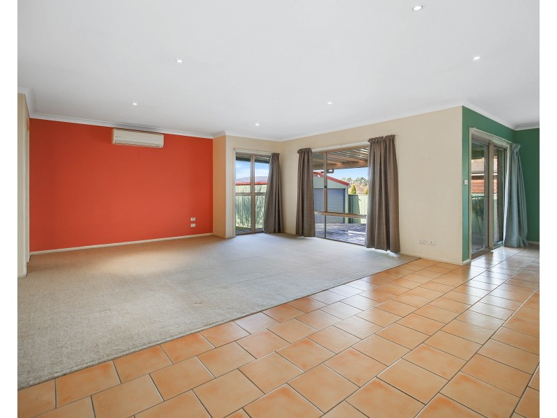 2 Lavender Close, Orange NSW 2800