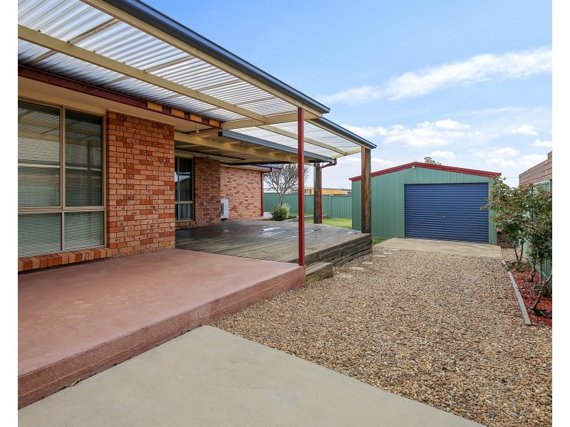 2 Lavender Close, Orange NSW 2800