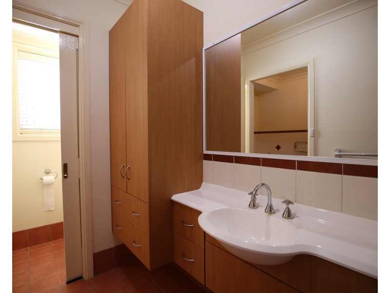 2 Lavender Close, Orange NSW 2800