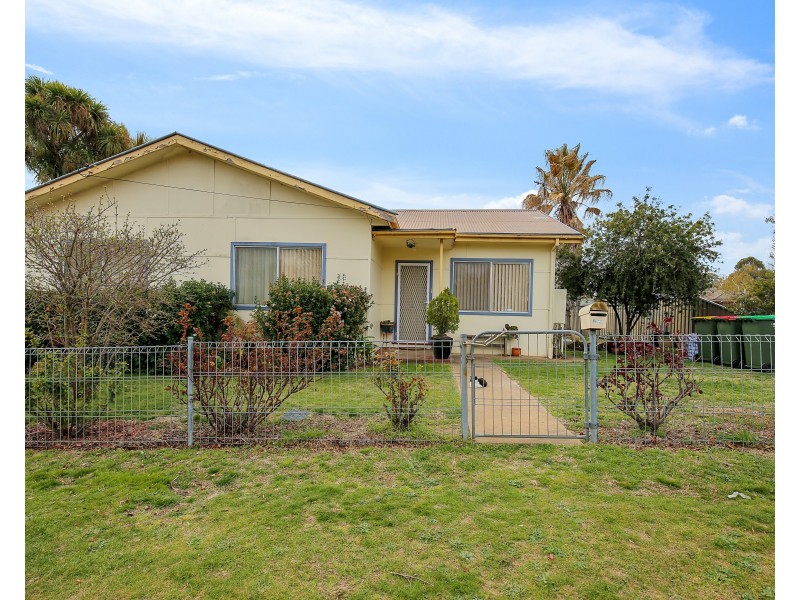 81 BLETCHINGTON STREET, Orange NSW 2800
