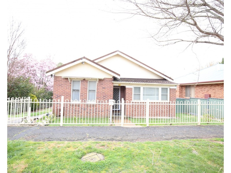 111 Franklin Road, Orange NSW 2800