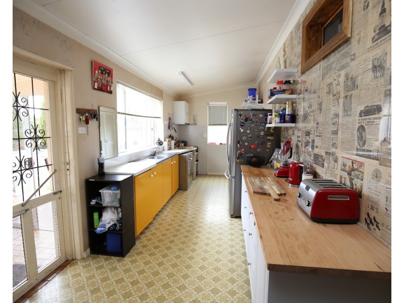 111 Franklin Road, Orange NSW 2800