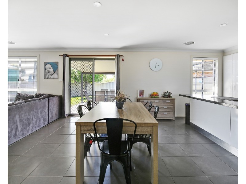 10 Onyx Place, Orange NSW 2800