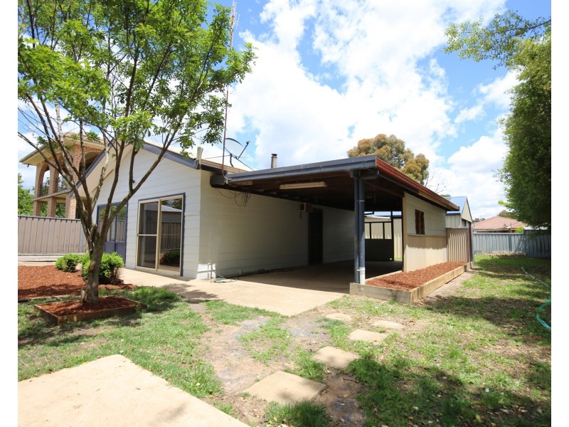 145 Clinton Street, Orange NSW 2800