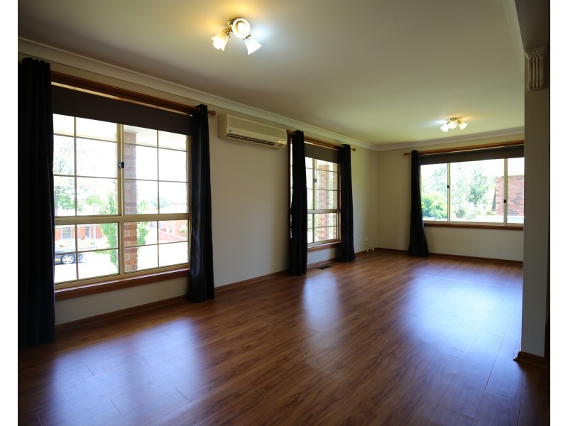 1 Sunset Place, Orange NSW 2800