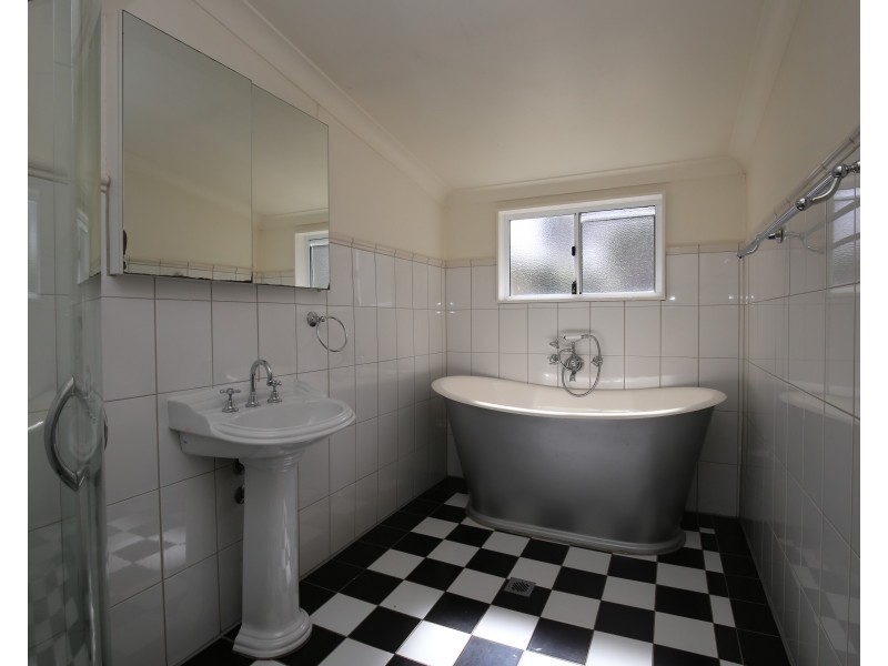 123 Anson Street, Orange NSW 2800