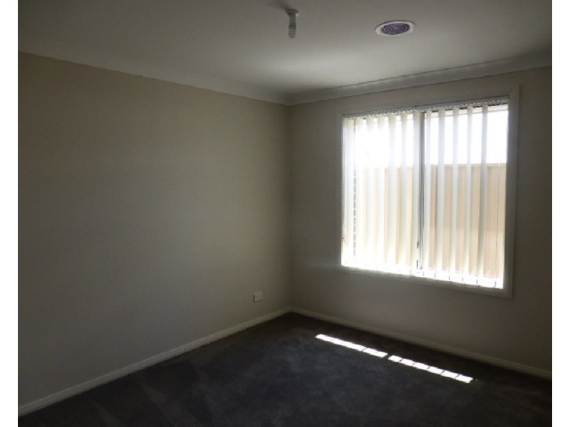 15 Hughes Street, Orange NSW 2800