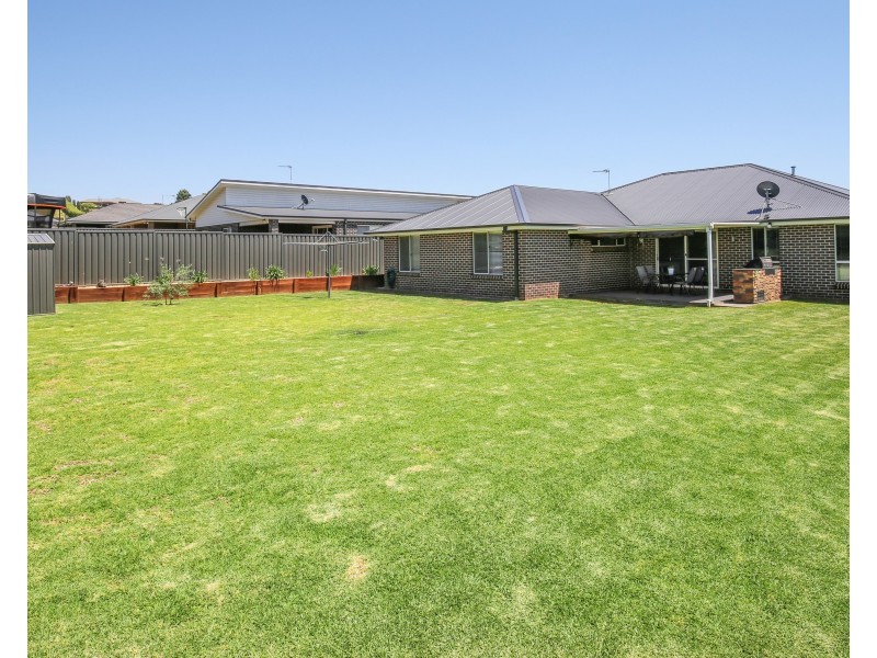 19 Mariposa Street, Orange NSW 2800