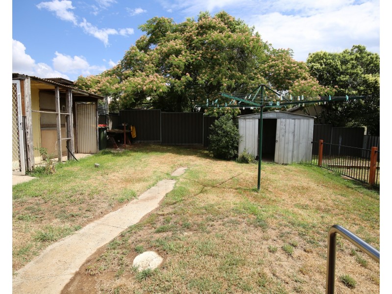 6 BUNA STREET, Orange NSW 2800