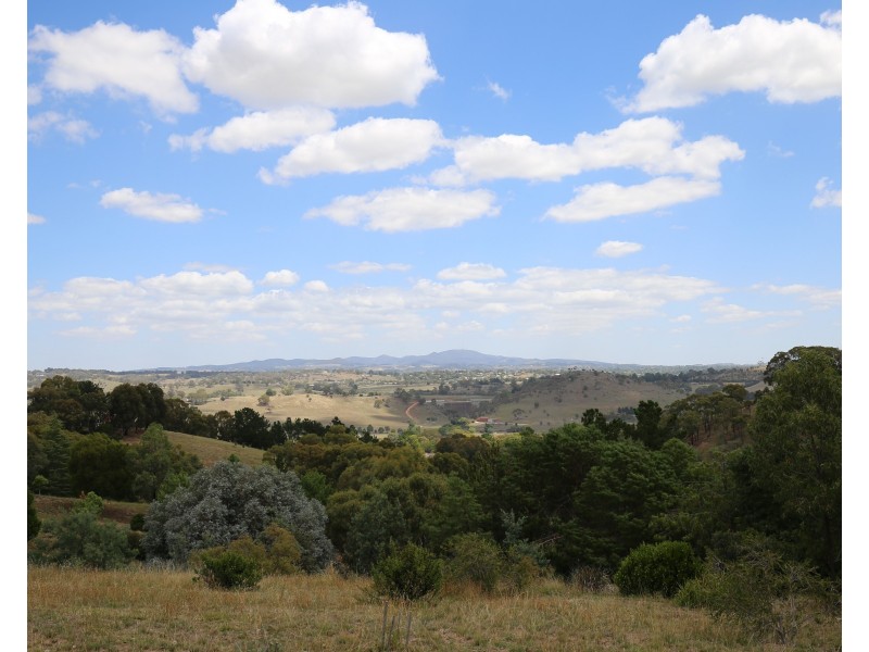 4 Maronoa Drive, Orange NSW 2800