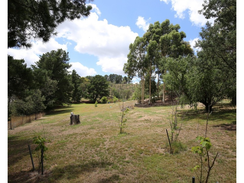 4 Maronoa Drive, Orange NSW 2800