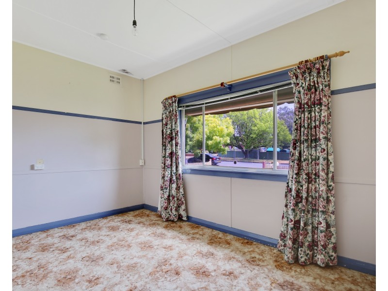 116 Sampson Street, Orange NSW 2800